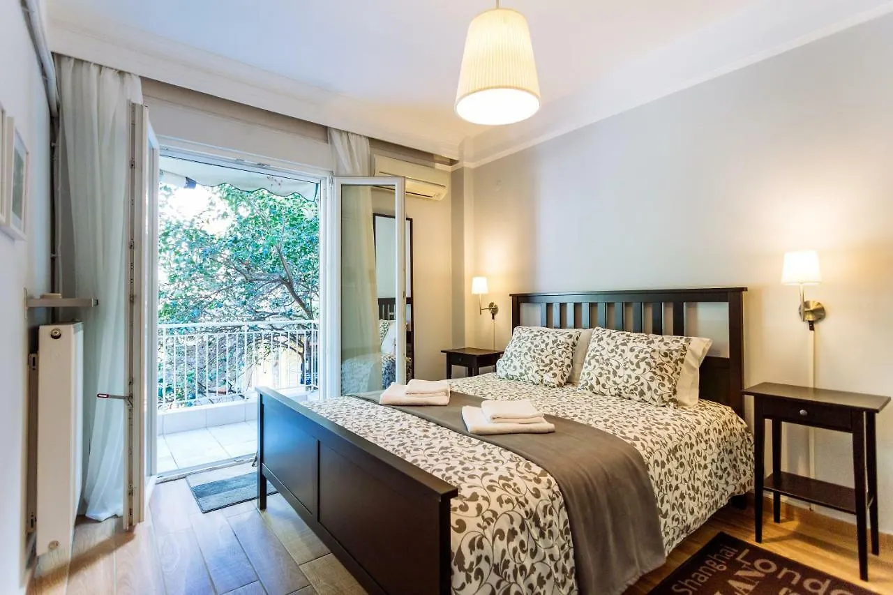 Luxurious & Modern | Walk Everywhere | 5★ Amenities Salonicco Appartamento