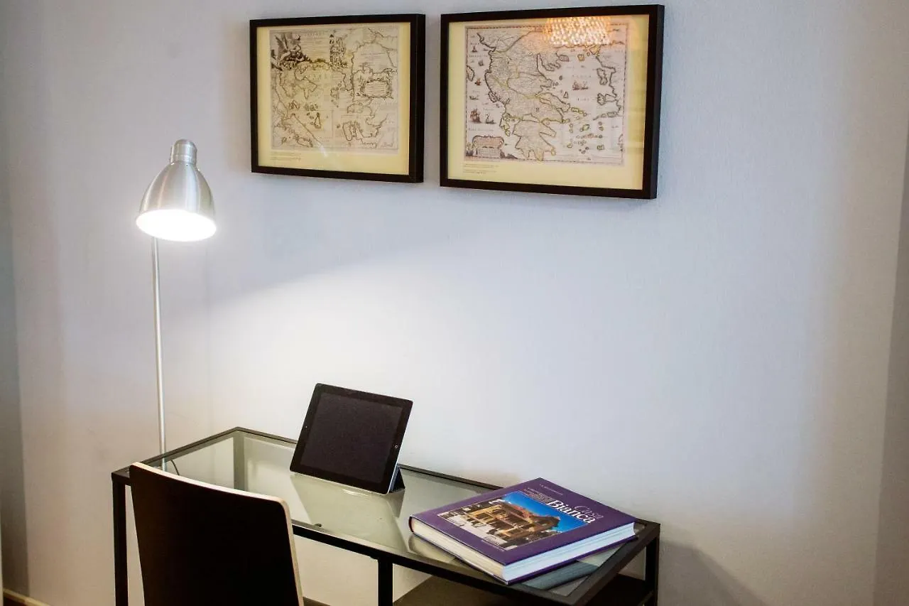Luxurious & Modern | Walk Everywhere | 5★ Amenities Thessaloníki